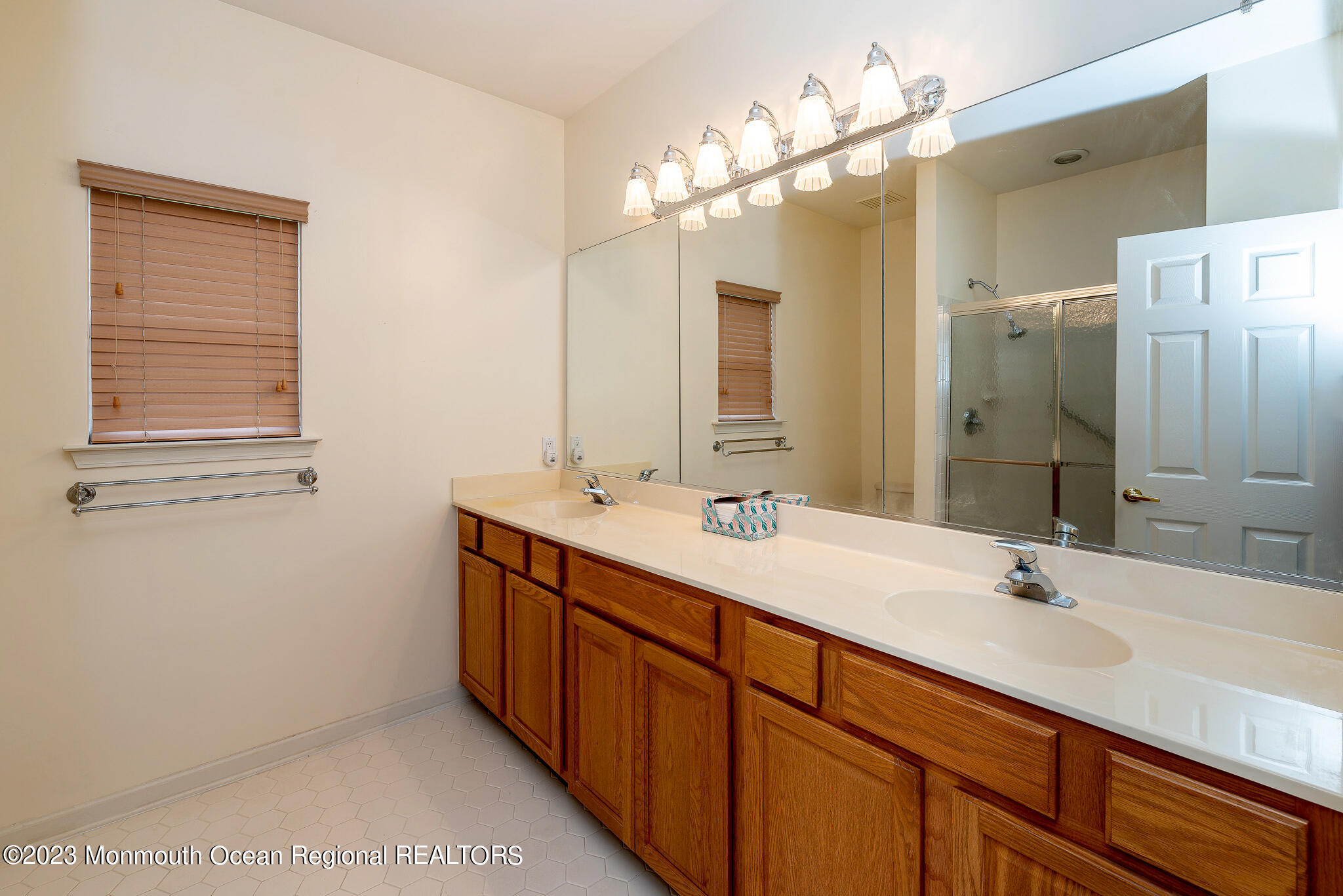 20 Five Bridges Court Barnegat NJ 08005