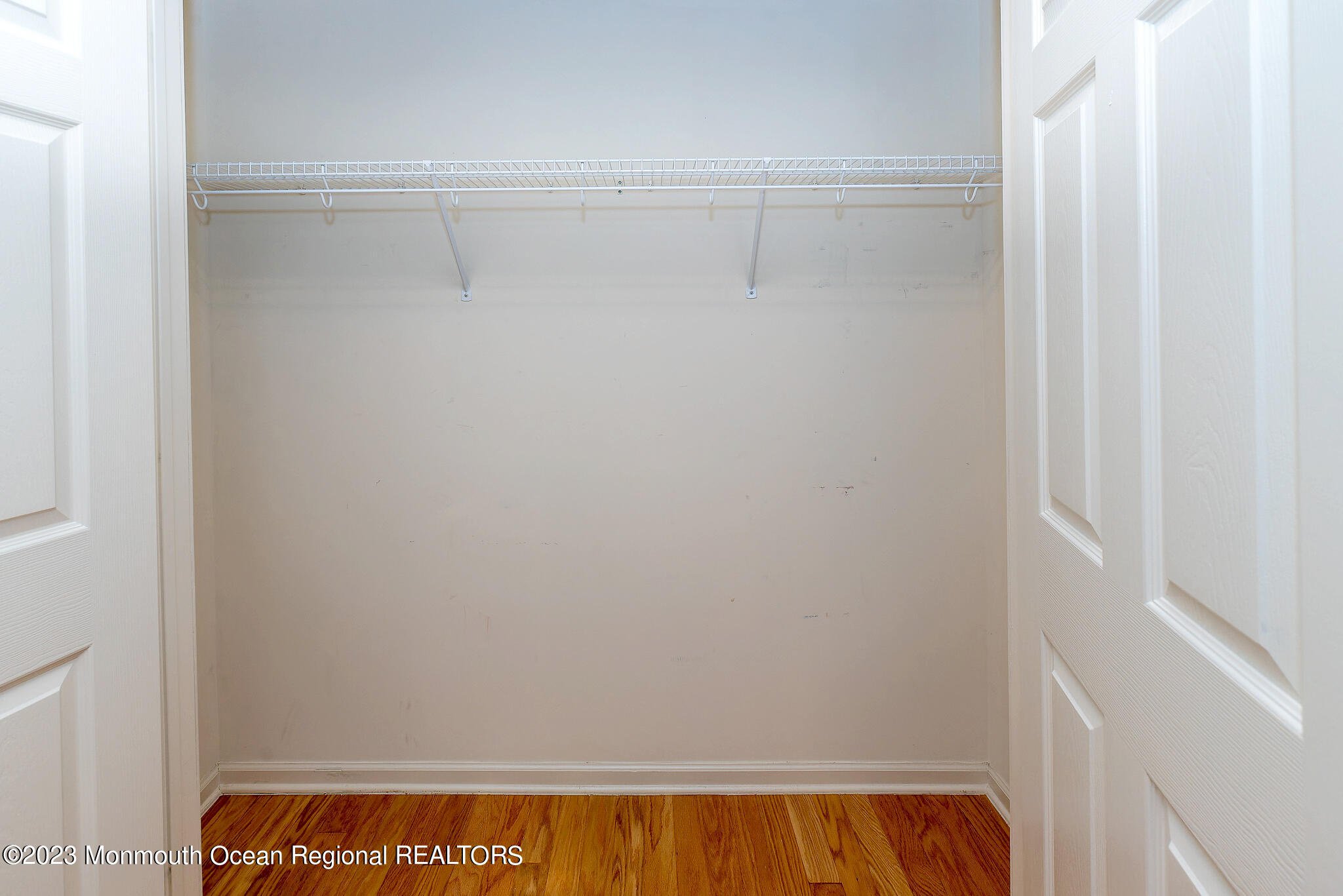 20 Five Bridges Court Barnegat NJ 08005