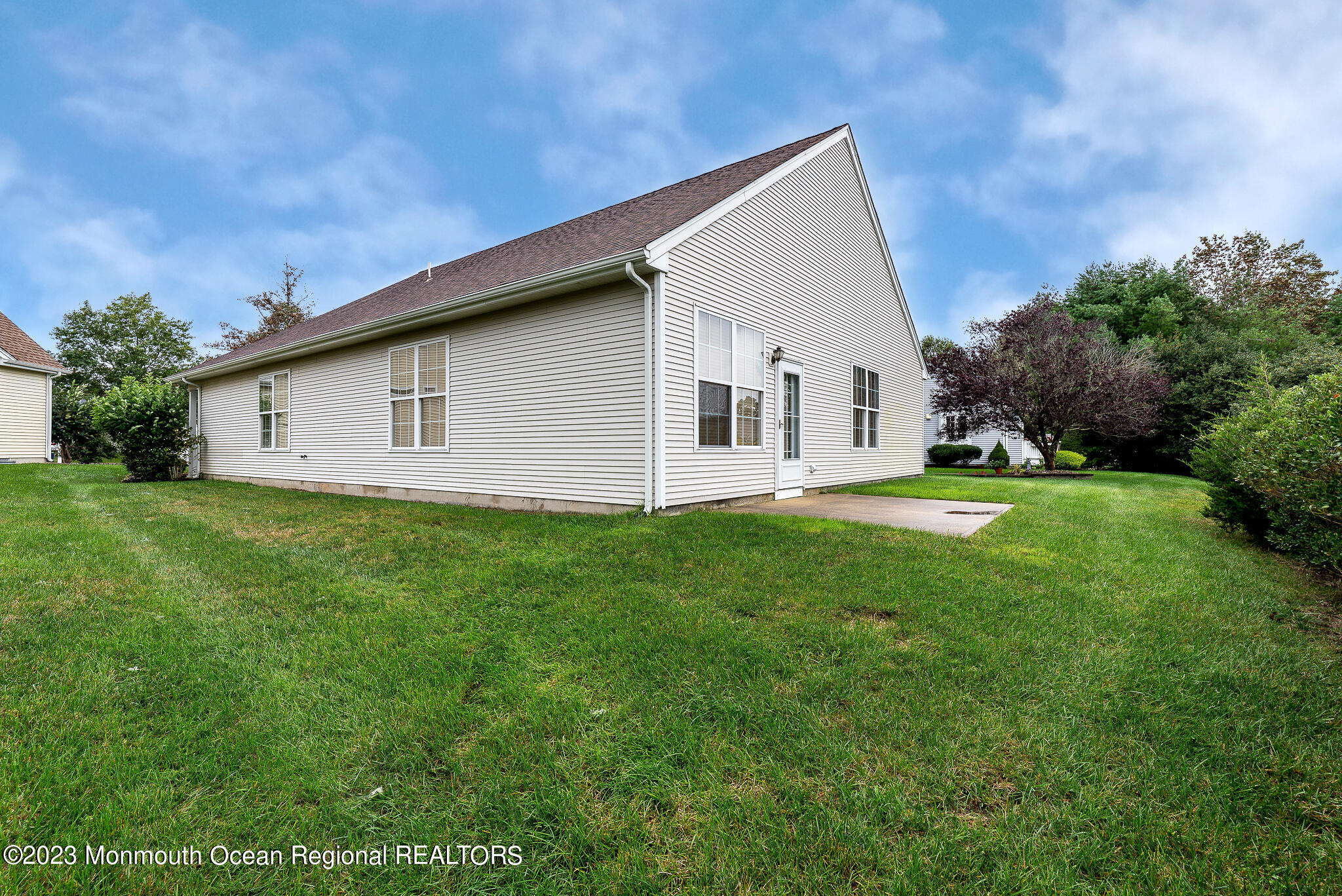 20 Five Bridges Court Barnegat NJ 08005