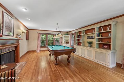 54 Howland Road Middletown NJ 07748
