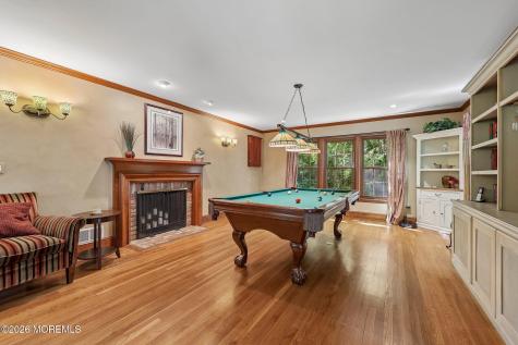 54 Howland Road Middletown NJ 07748