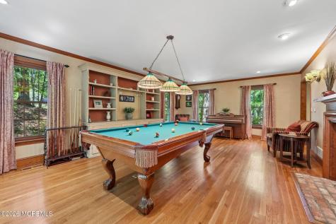 54 Howland Road Middletown NJ 07748