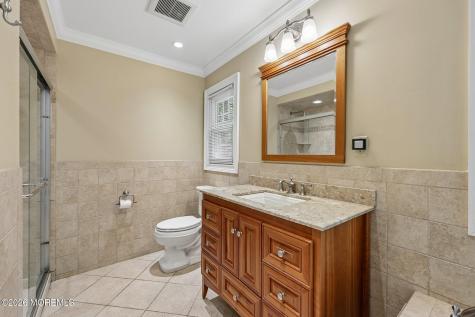 54 Howland Road Middletown NJ 07748