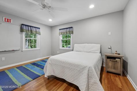 54 Howland Road Middletown NJ 07748