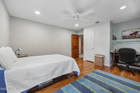 54 Howland Road Middletown NJ 07748