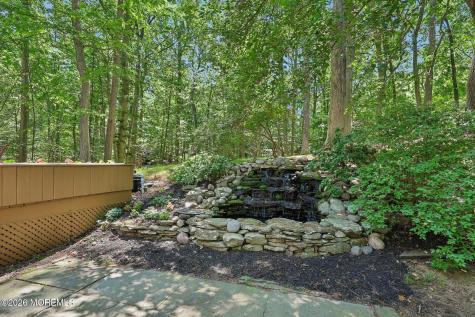 54 Howland Road Middletown NJ 07748