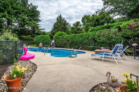 8 Long Acre Drive Cream Ridge NJ 08514
