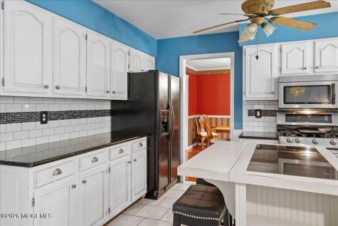 8 Long Acre Drive Cream Ridge NJ 08514