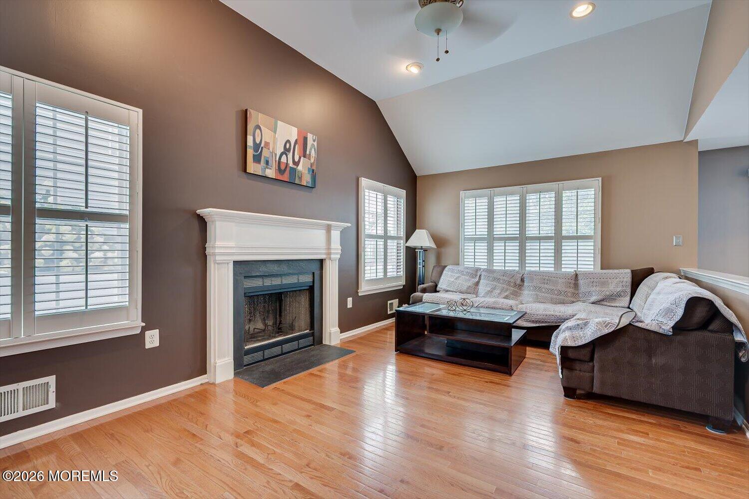 26 Brittany Way Kendall Park NJ 08824