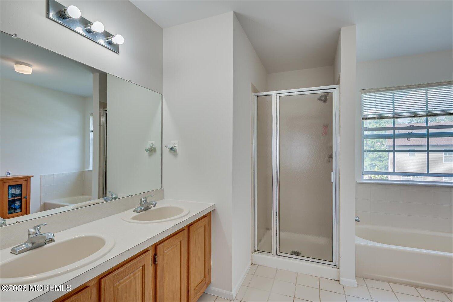 26 Brittany Way Kendall Park NJ 08824