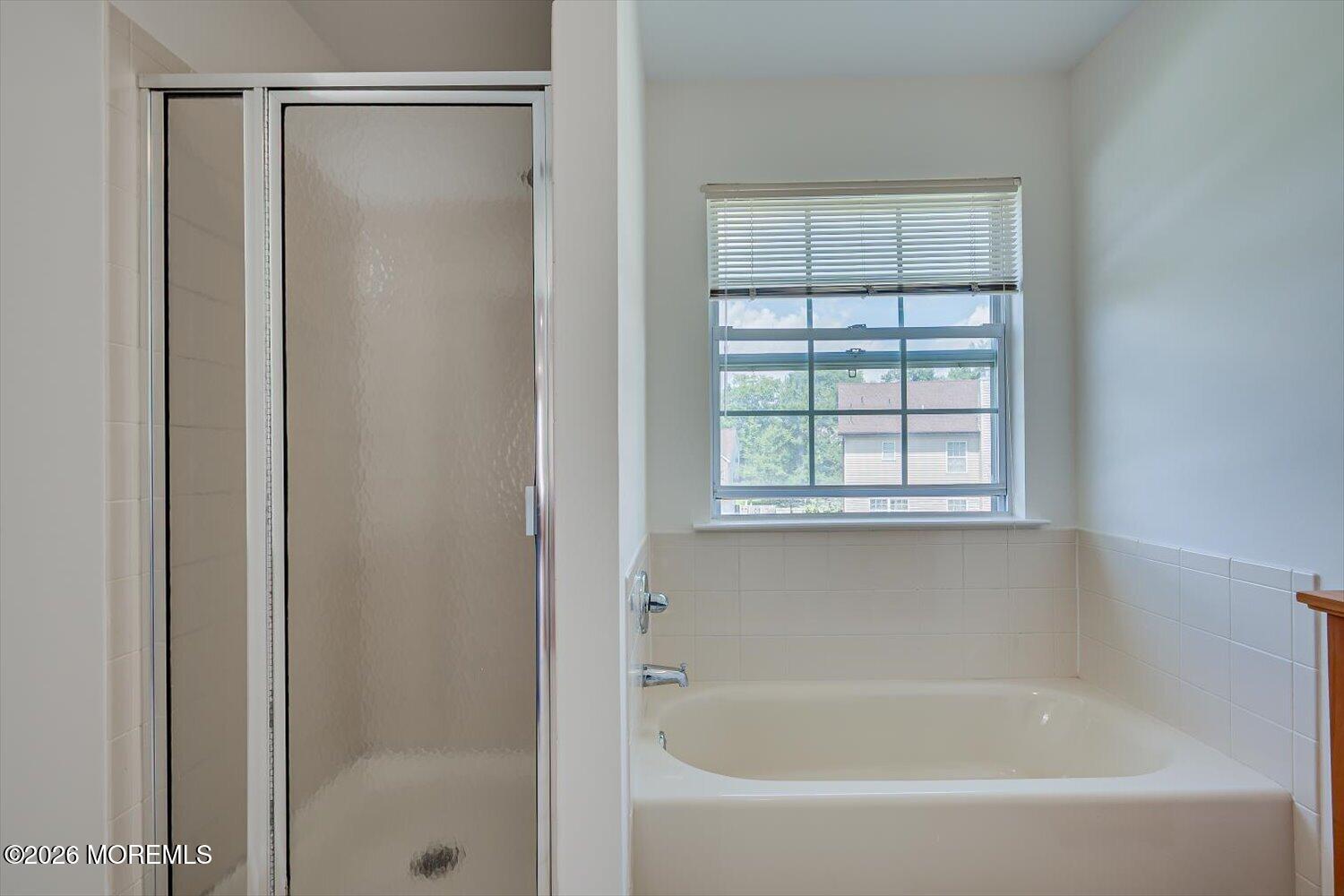 26 Brittany Way Kendall Park NJ 08824