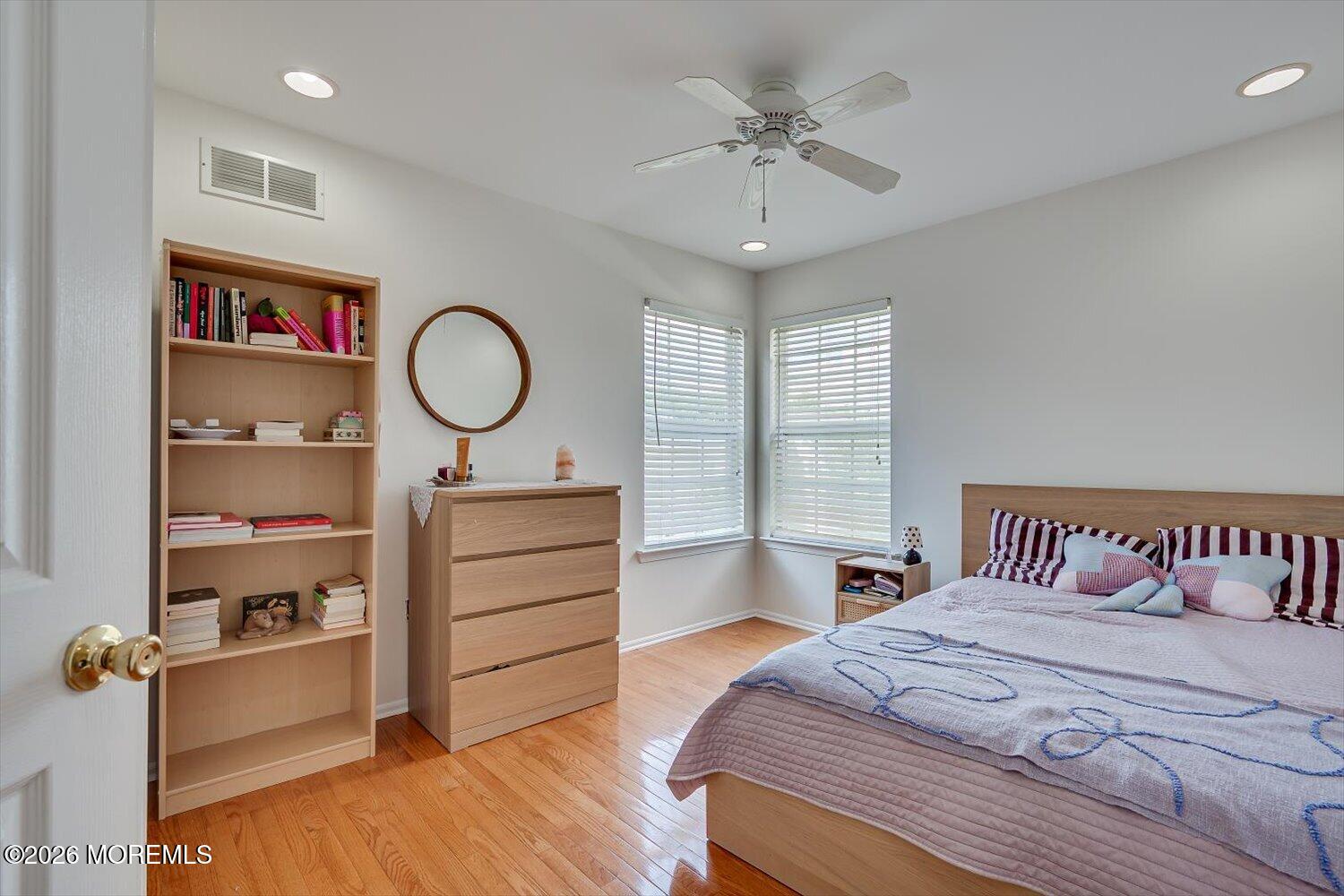 26 Brittany Way Kendall Park NJ 08824