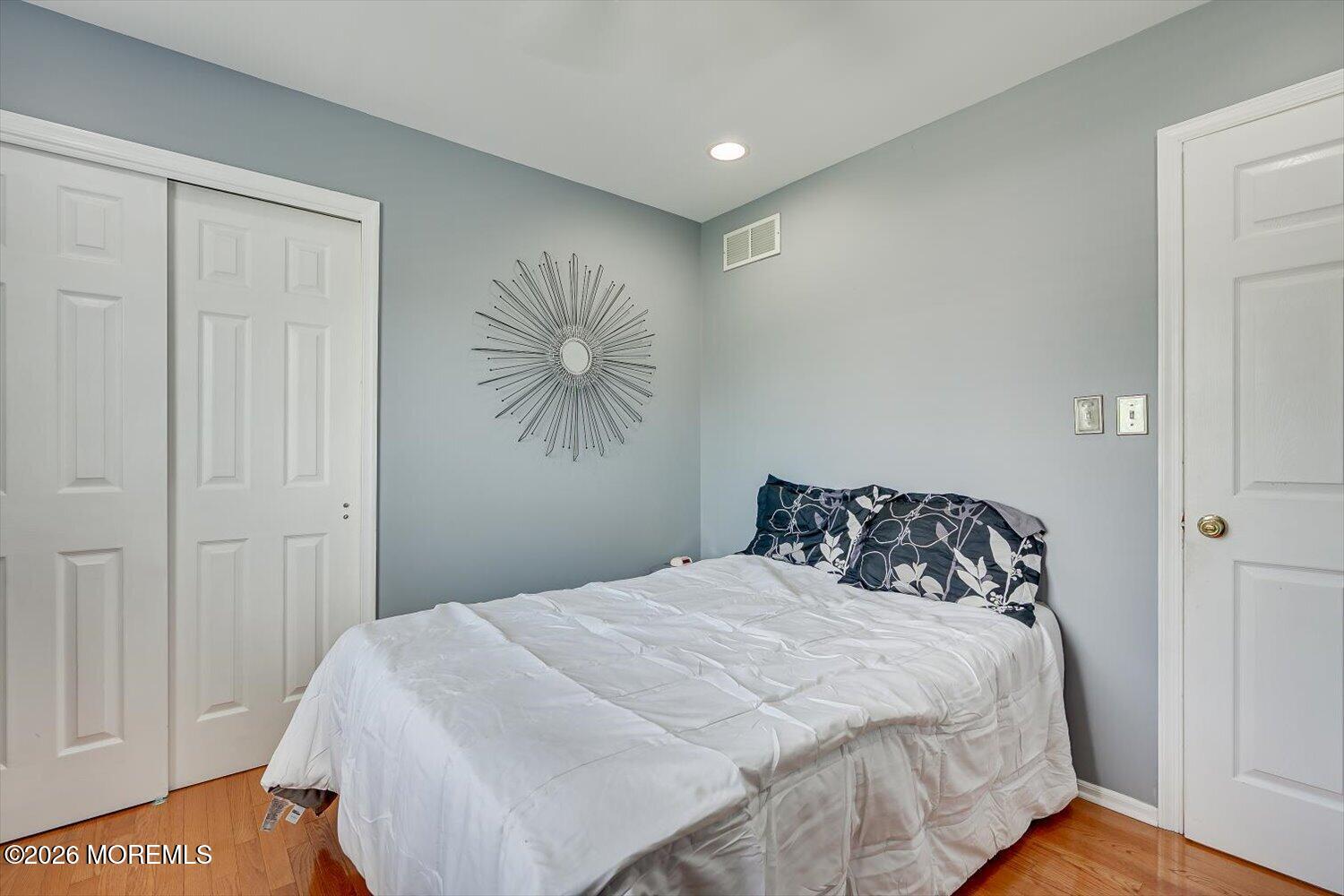 26 Brittany Way Kendall Park NJ 08824