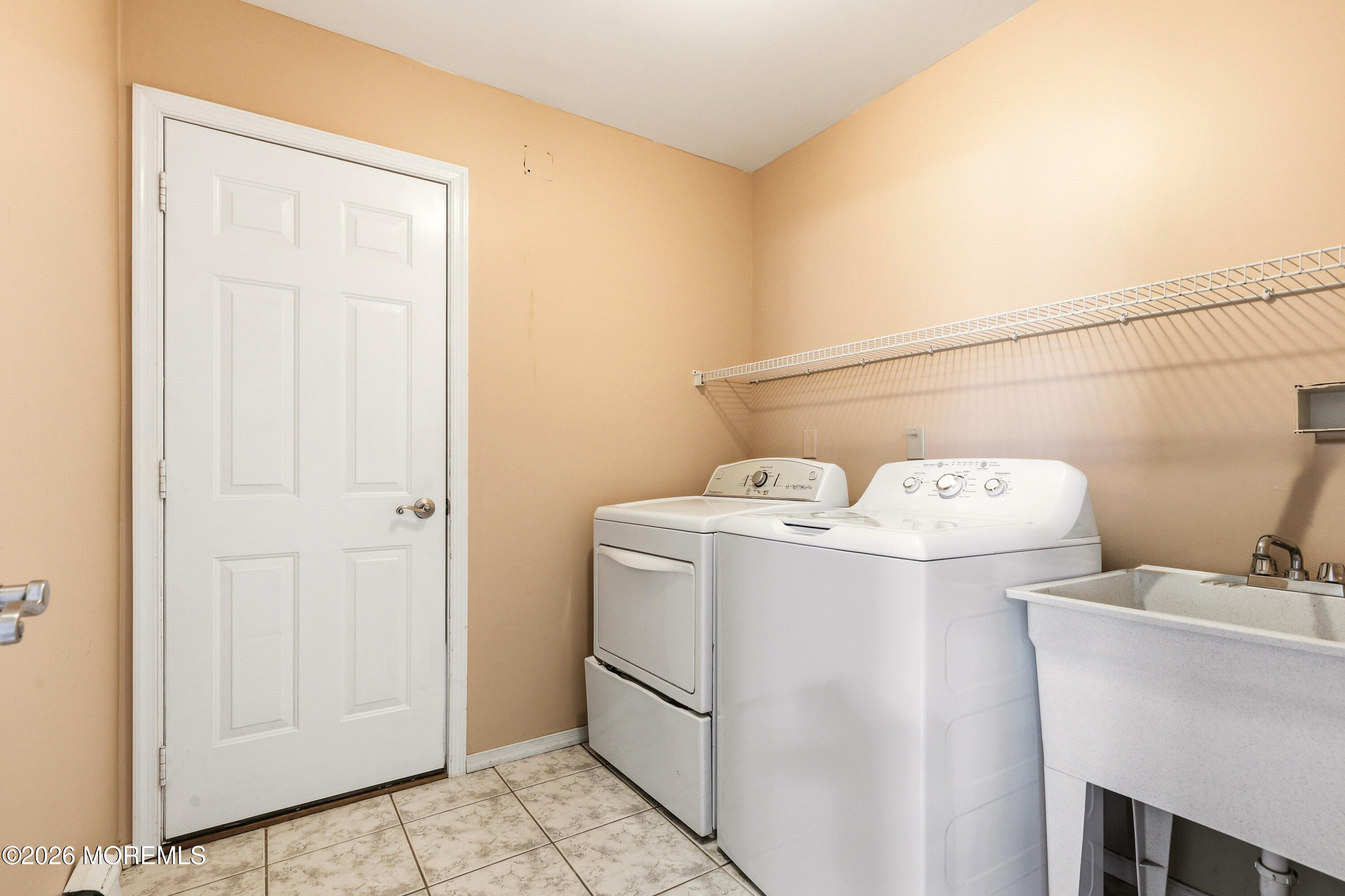 4 Harbor View Lane Toms River NJ 08753