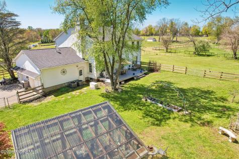12 Nan Tone Court Colts Neck NJ 07722