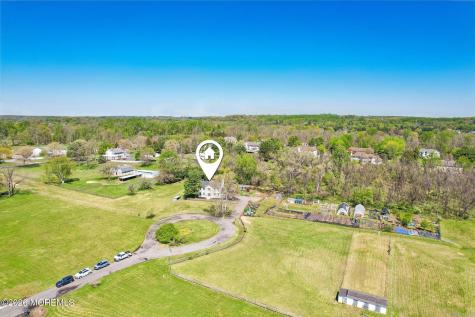 12 Nan Tone Court Colts Neck NJ 07722
