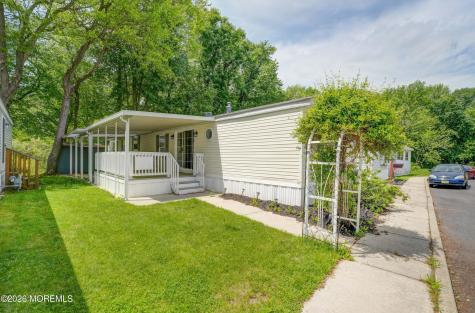10 Sterling Court East Windsor NJ 08520