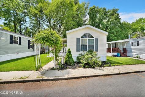 10 Sterling Court East Windsor NJ 08520