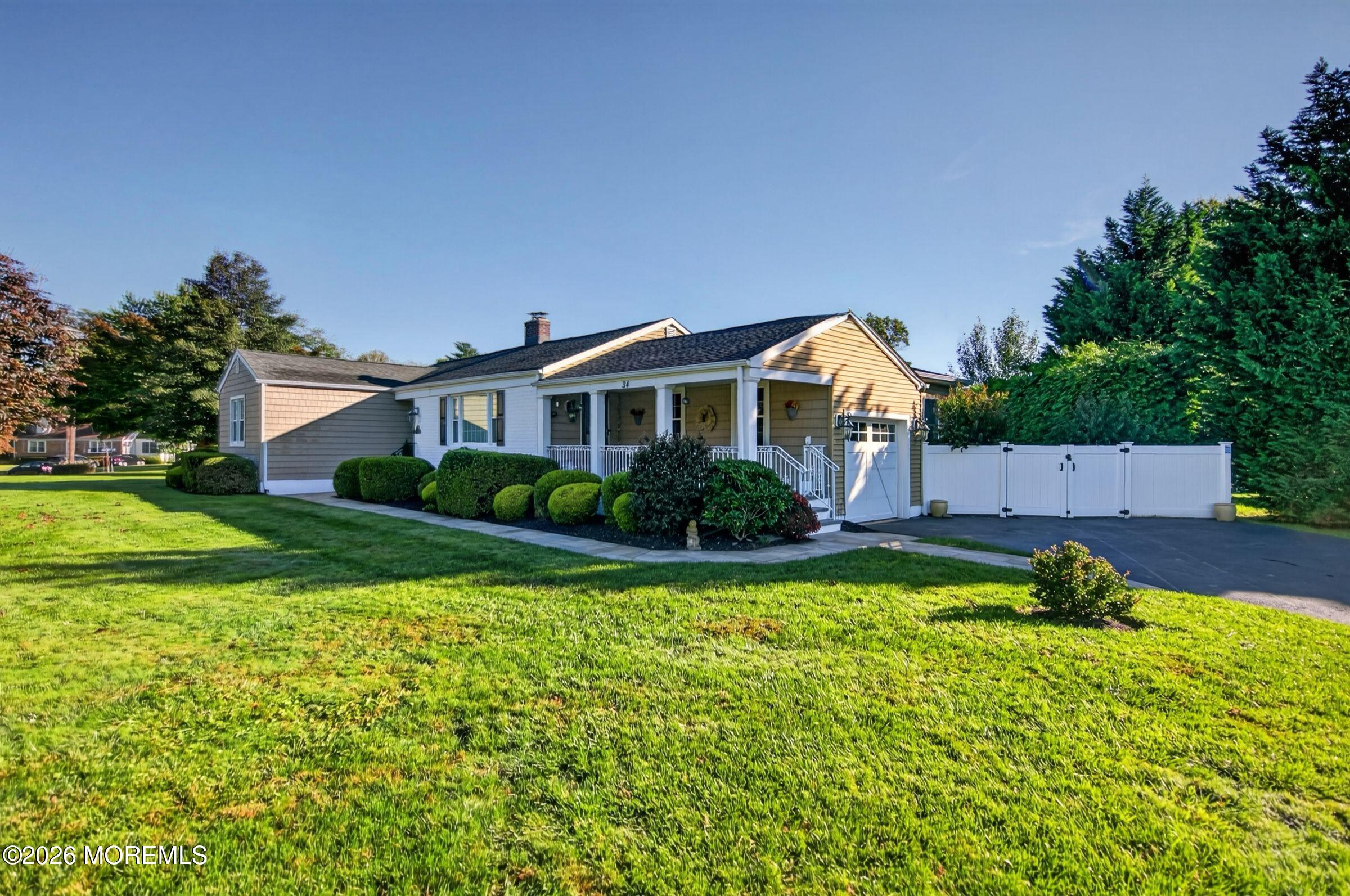 34 Queens Drive E Little Silver NJ 07739