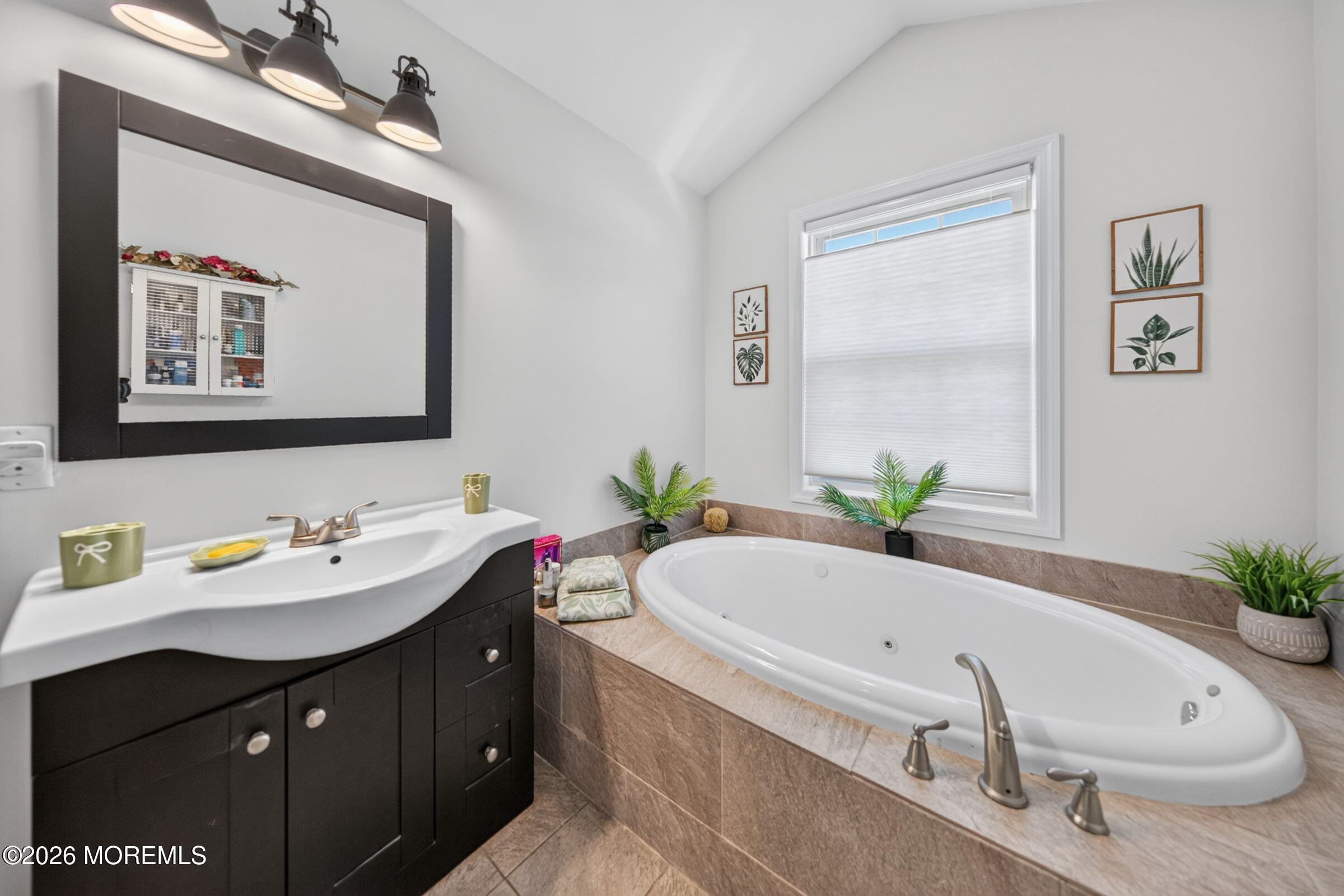 34 Queens Drive E Little Silver NJ 07739