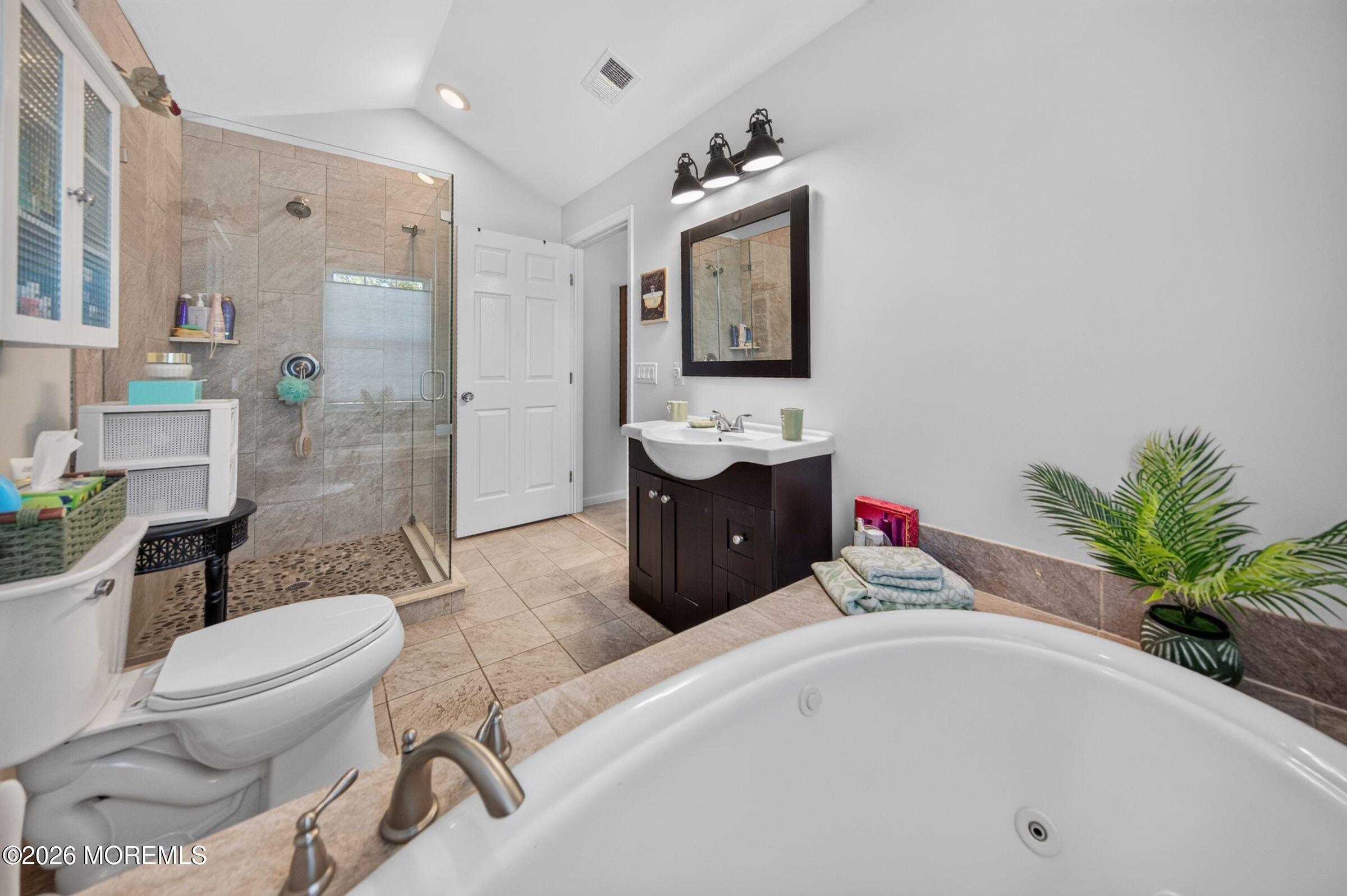 34 Queens Drive E Little Silver NJ 07739
