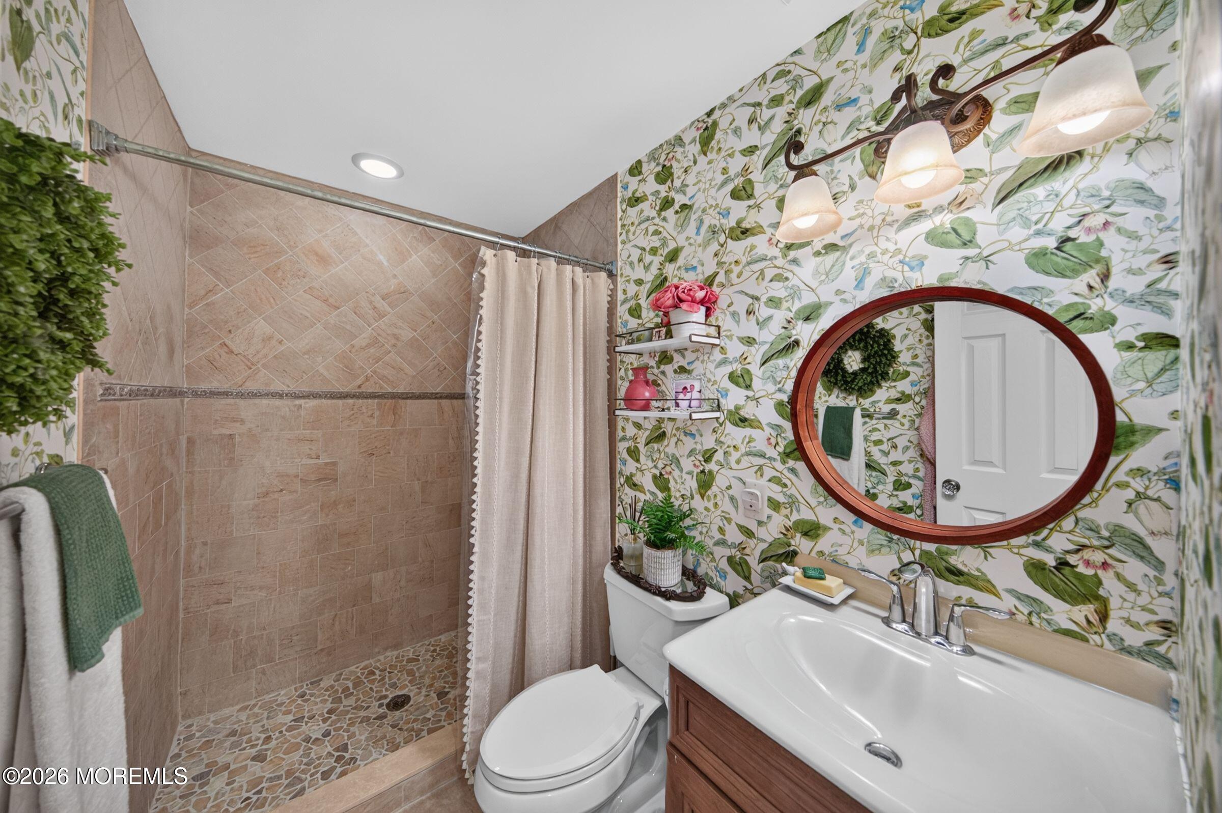 34 Queens Drive E Little Silver NJ 07739