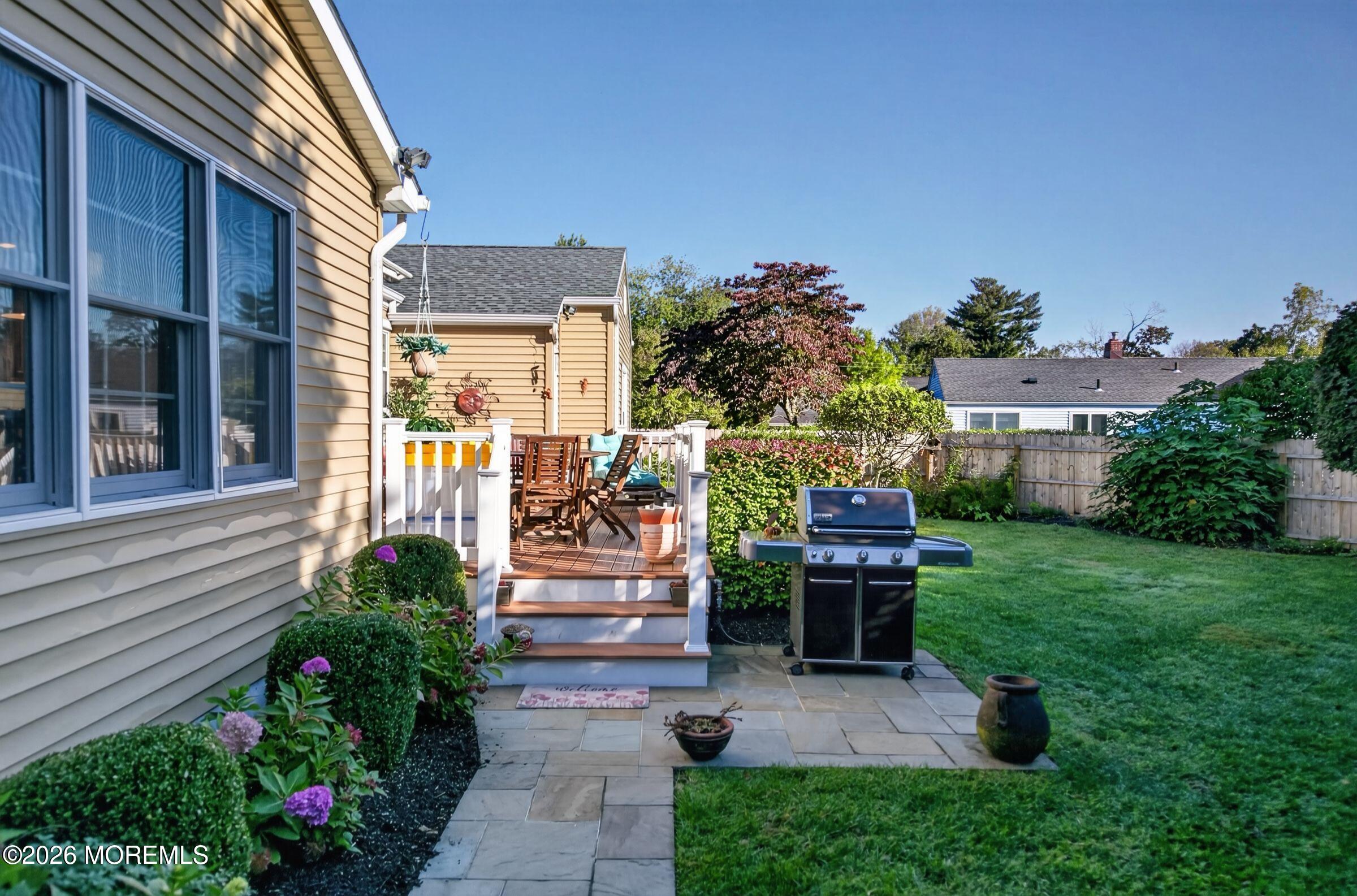 34 Queens Drive E Little Silver NJ 07739