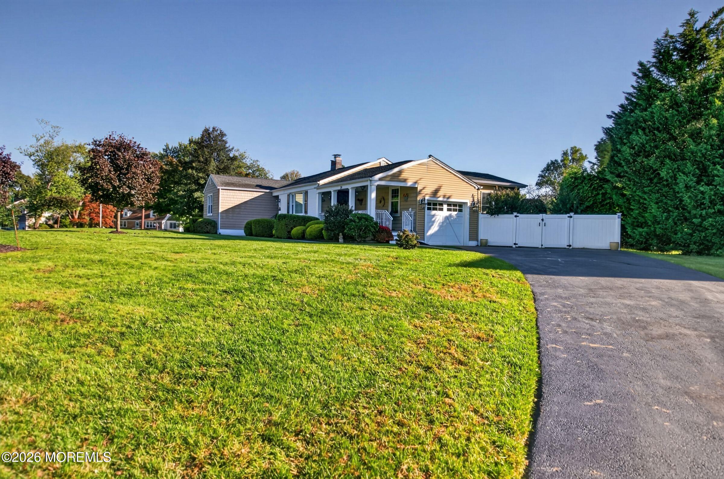34 Queens Drive E Little Silver NJ 07739