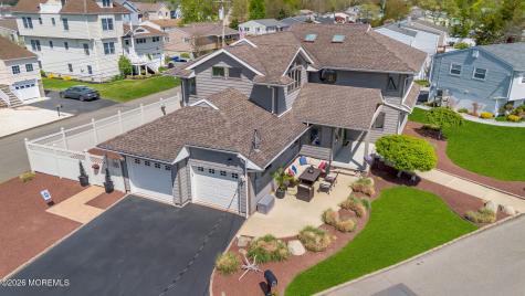 16 Bay Breeze Drive W Toms River NJ 08753