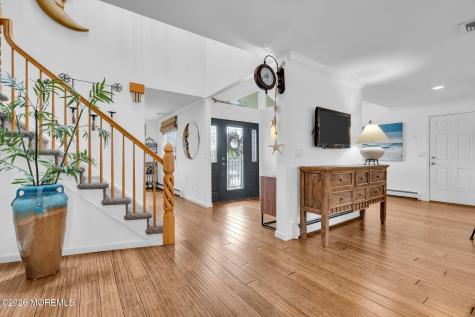 16 Bay Breeze Drive W Toms River NJ 08753