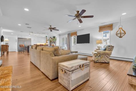 16 Bay Breeze Drive W Toms River NJ 08753