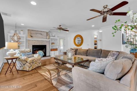 16 Bay Breeze Drive W Toms River NJ 08753