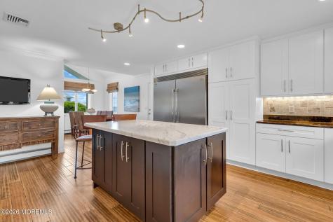 16 Bay Breeze Drive W Toms River NJ 08753