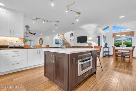 16 Bay Breeze Drive W Toms River NJ 08753