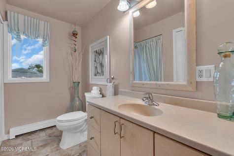 16 Bay Breeze Drive W Toms River NJ 08753