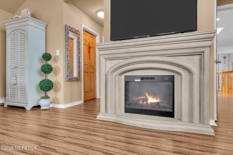 16 Bay Breeze Drive W Toms River NJ 08753