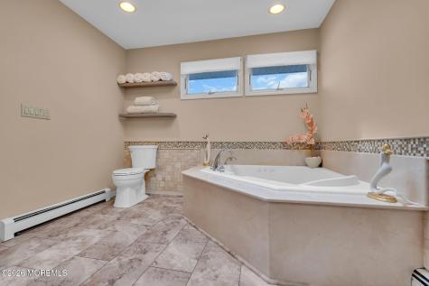 16 Bay Breeze Drive W Toms River NJ 08753