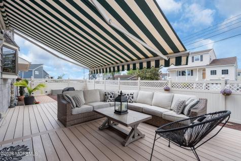 16 Bay Breeze Drive W Toms River NJ 08753