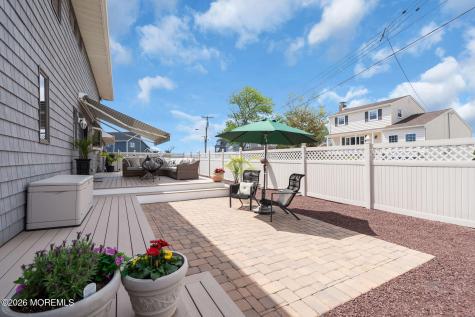 16 Bay Breeze Drive W Toms River NJ 08753