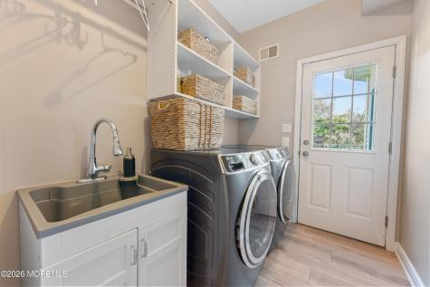 6 Goose Point Drive Colts Neck NJ 07722