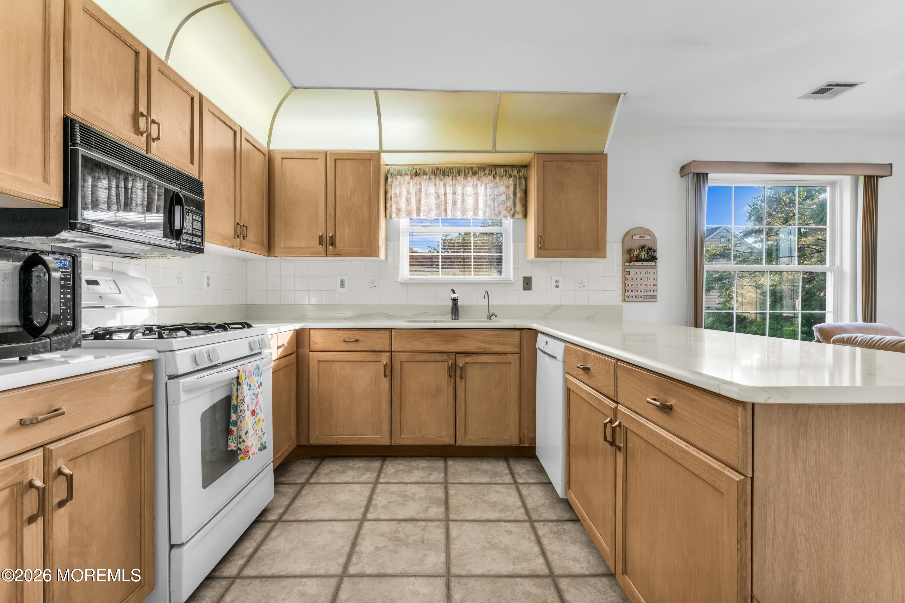7 Tarworth Court Toms River NJ 08757