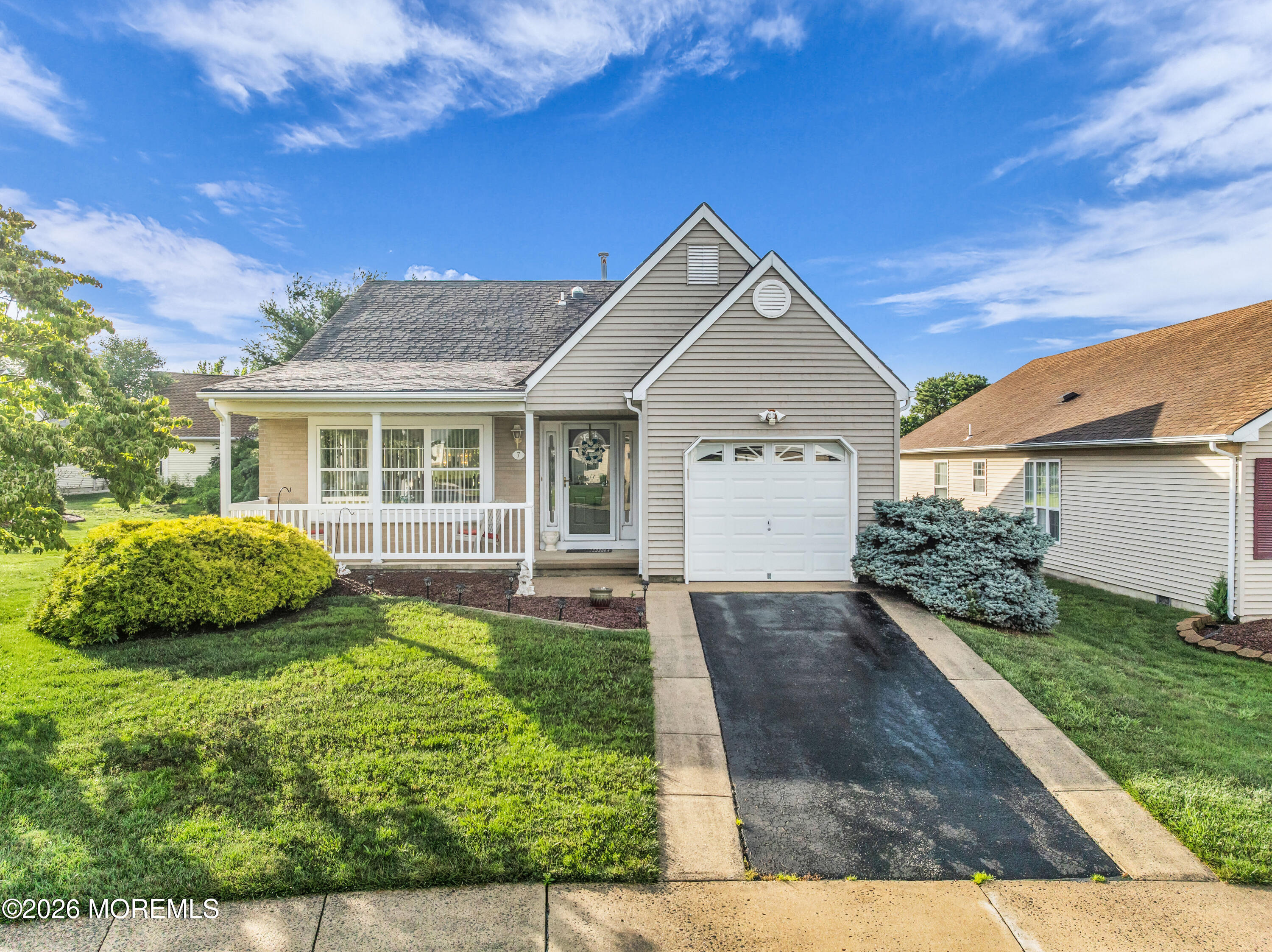 7 Tarworth Court Toms River NJ 08757