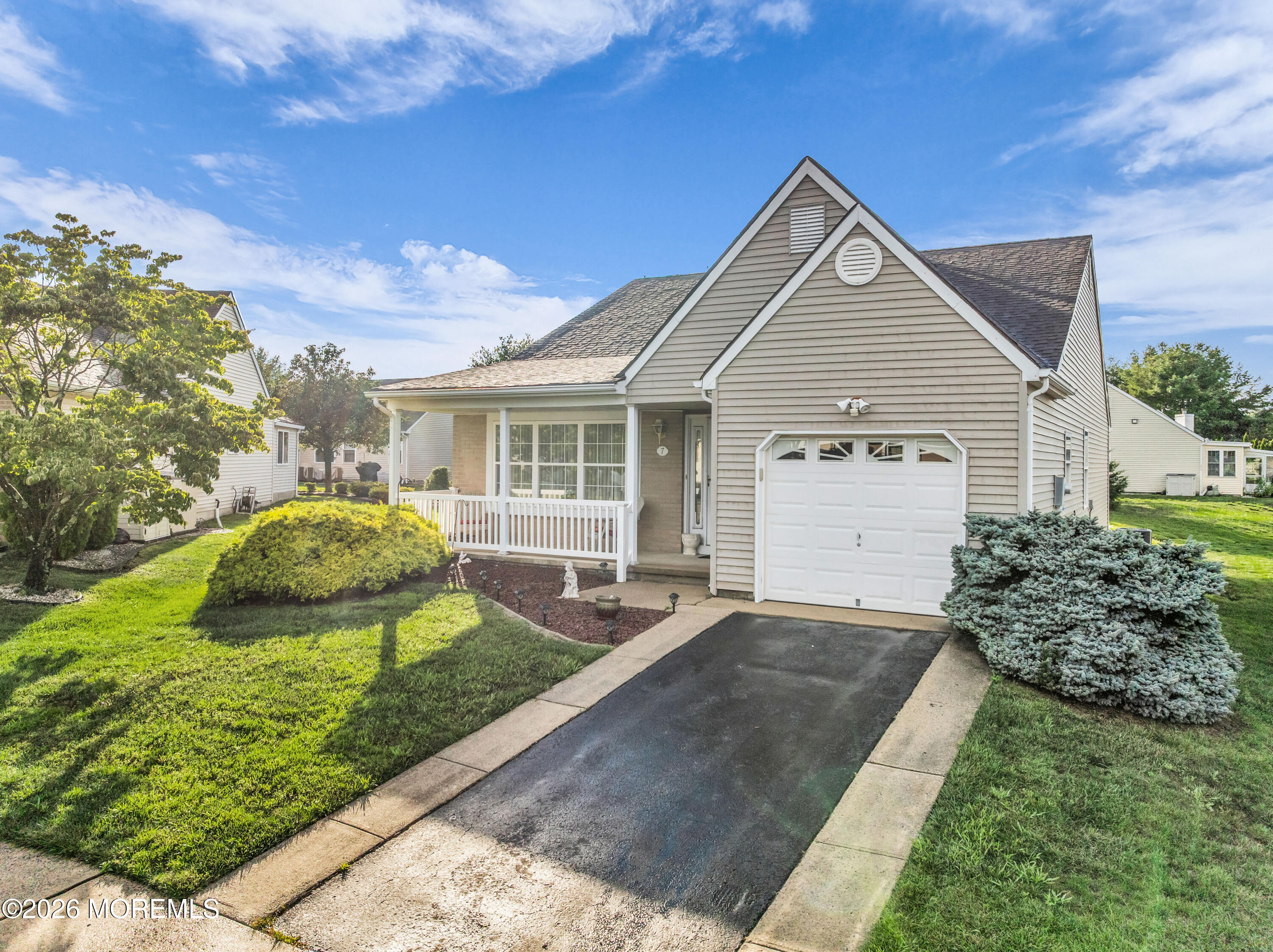 7 Tarworth Court Toms River NJ 08757