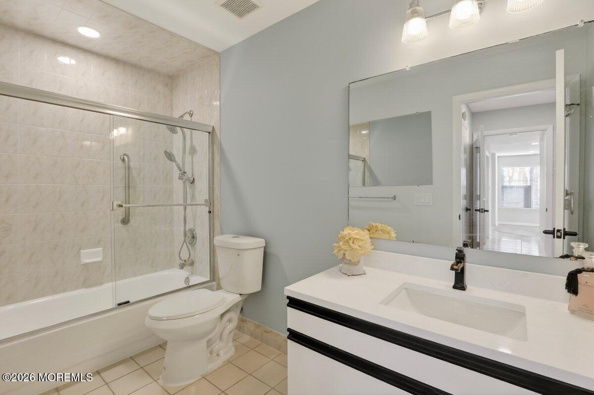 18 Aspen Avenue Englishtown NJ 07726