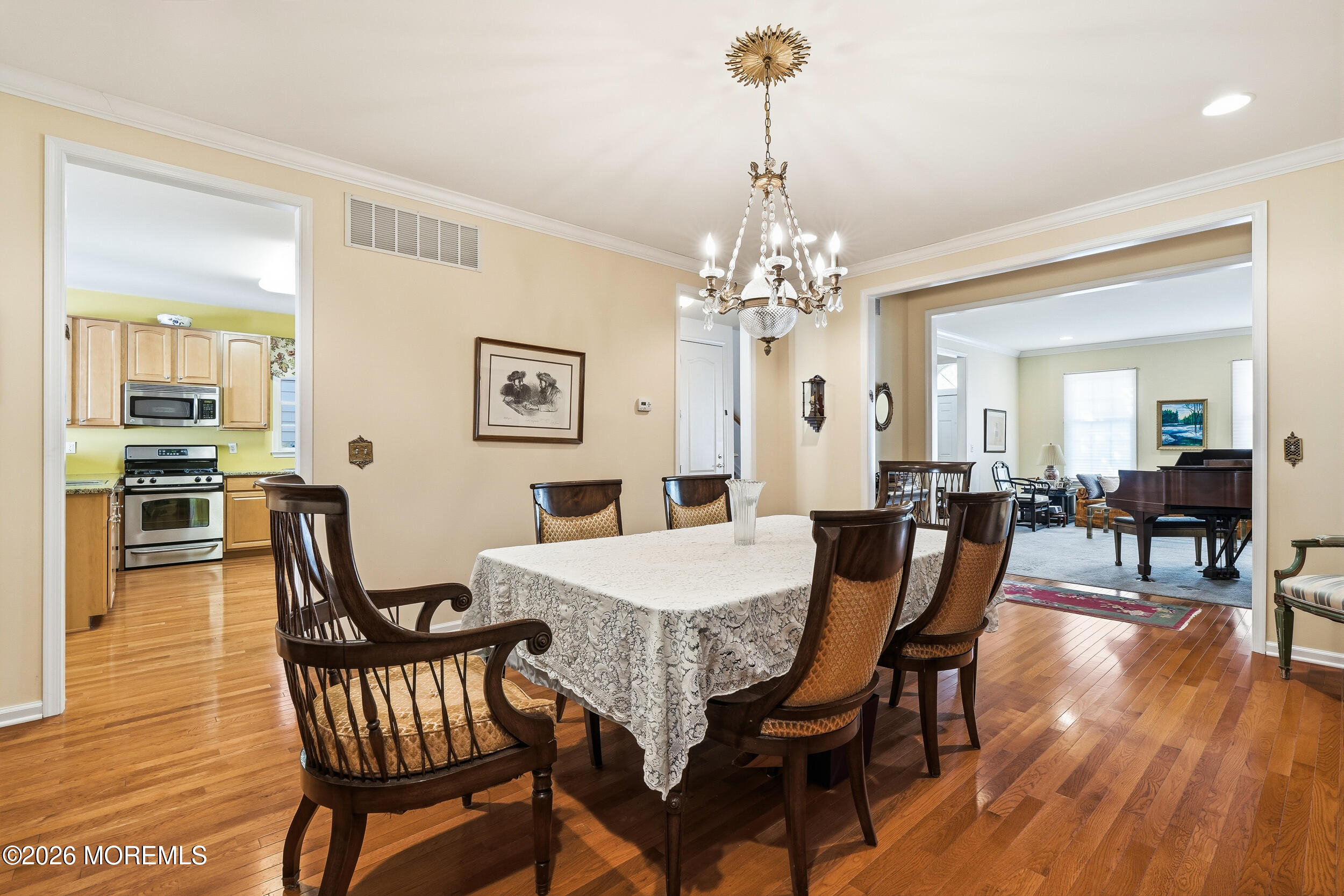 5 Dove Lane Lakewood NJ 08701