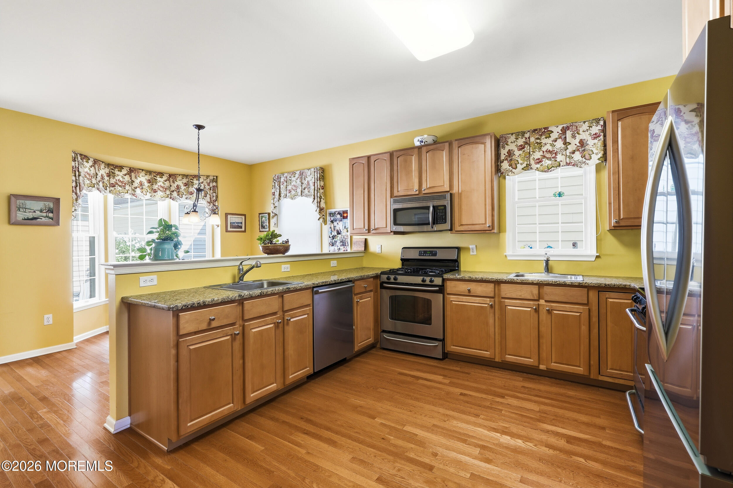 5 Dove Lane Lakewood NJ 08701