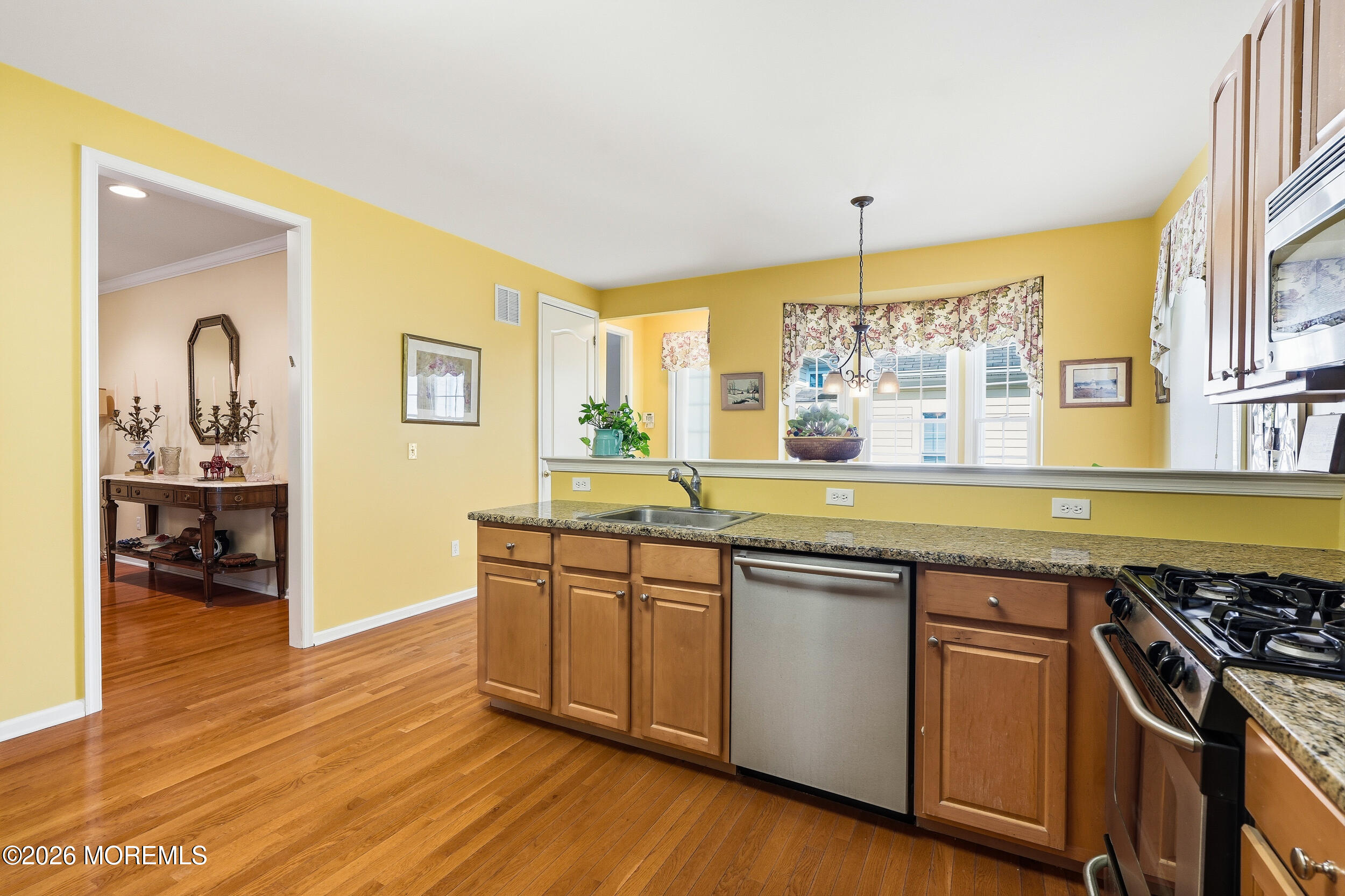 5 Dove Lane Lakewood NJ 08701
