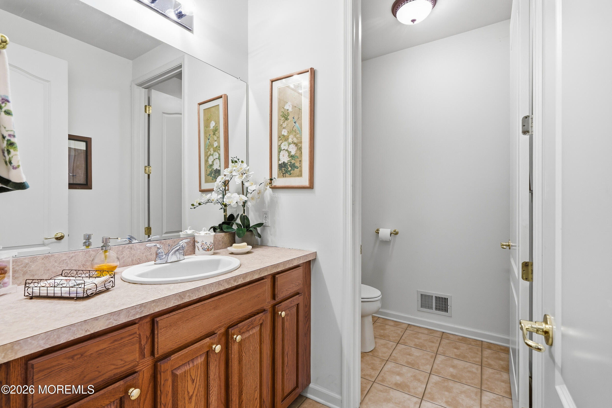 5 Dove Lane Lakewood NJ 08701