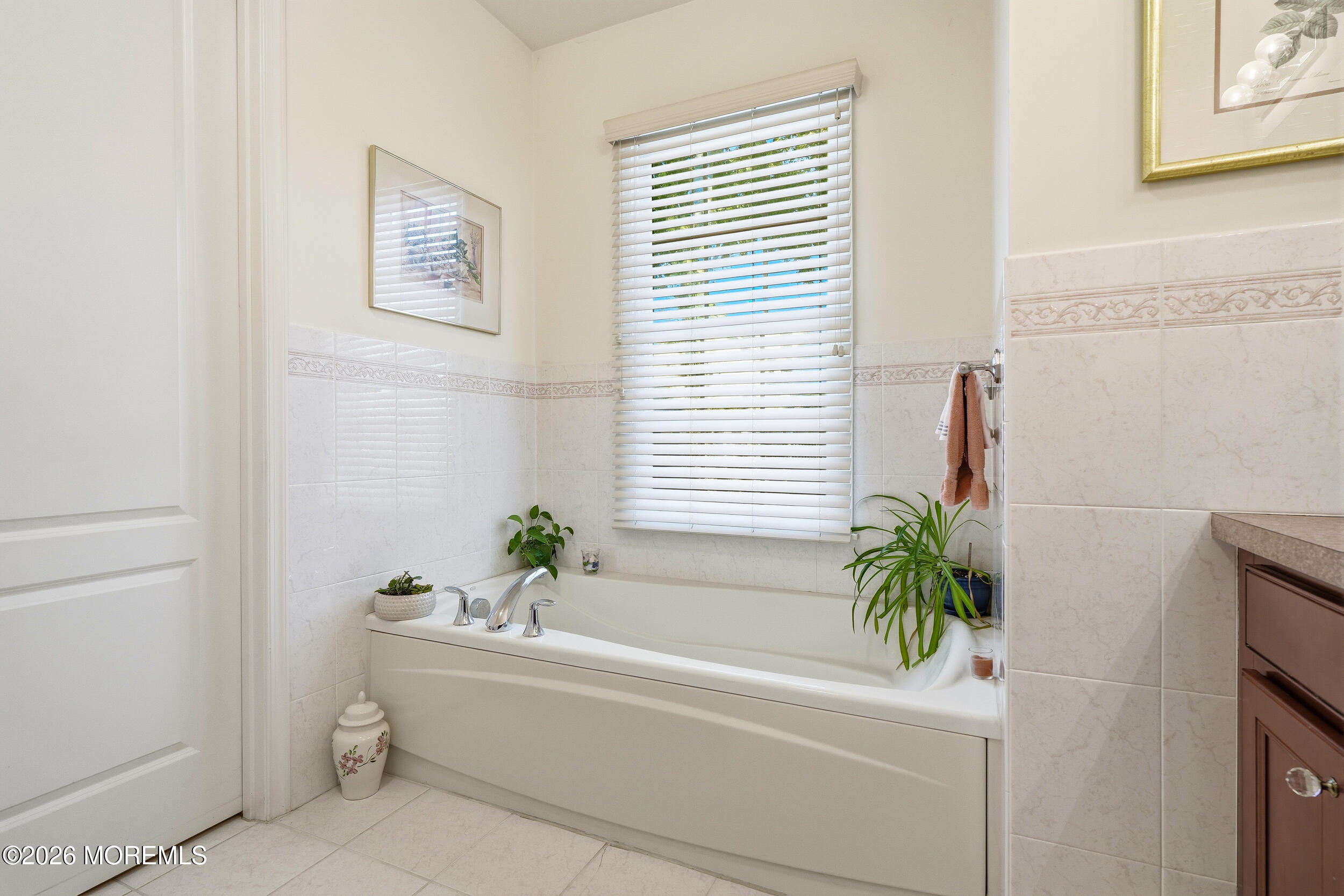 5 Dove Lane Lakewood NJ 08701