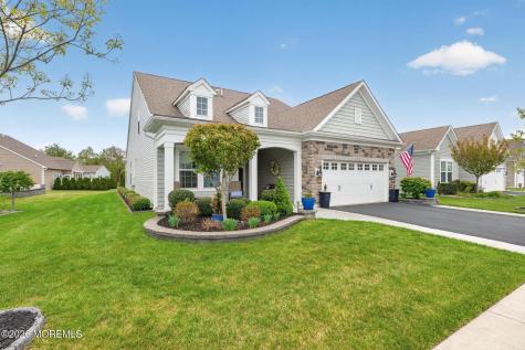 43 Aylesford Lane Manchester NJ 08759